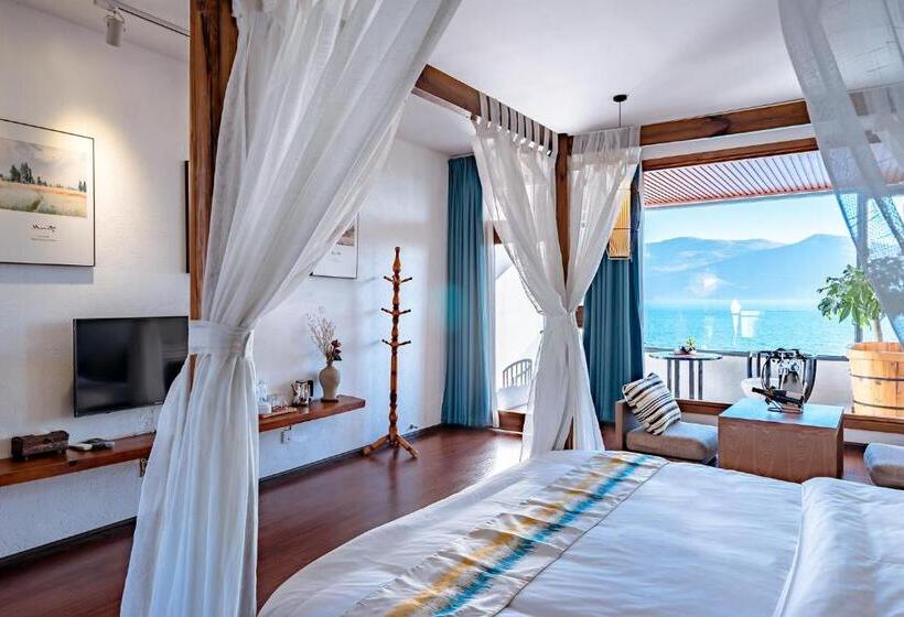 レイクビュースタンダードルーム, The Corner Seaview