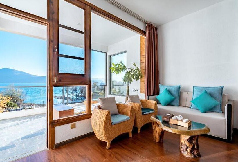 ファミリールーム, The Corner Seaview