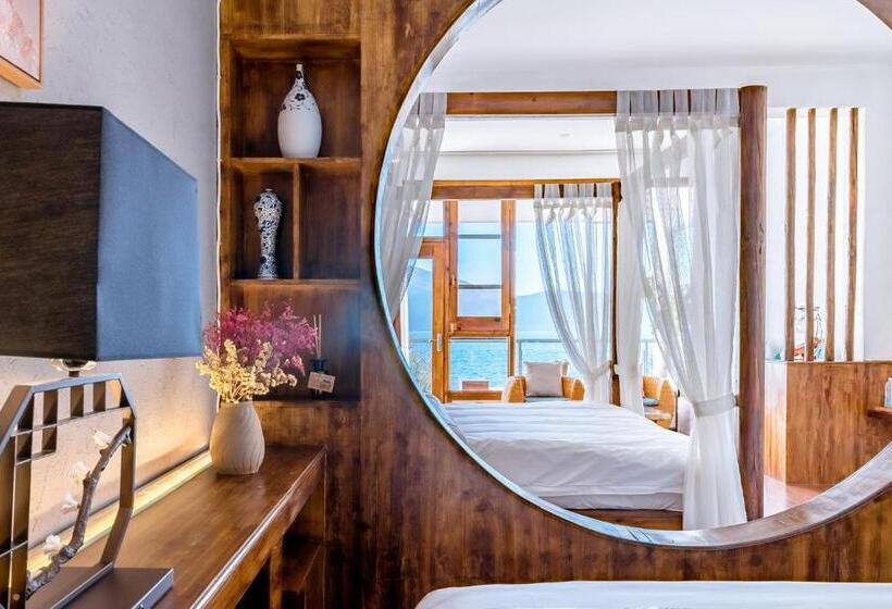 ファミリールーム, The Corner Seaview