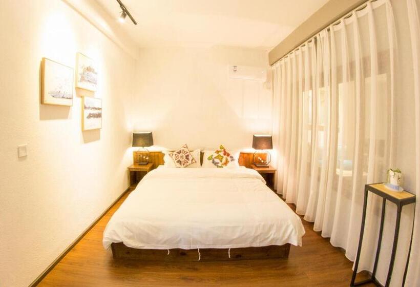 ファミリールーム, The Corner Seaview