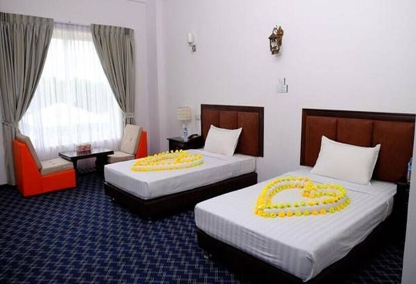 بانگلوی لوکس, Thiri Hpa An