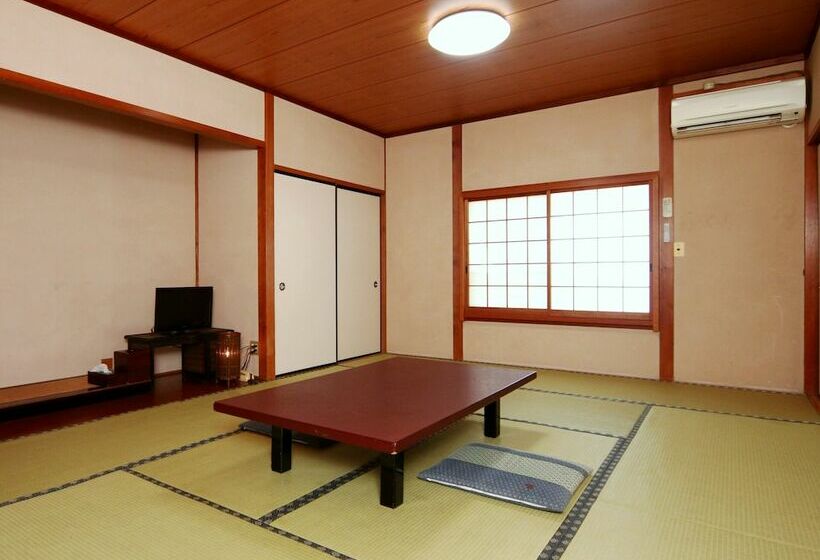 エコノミールーム, Totaro