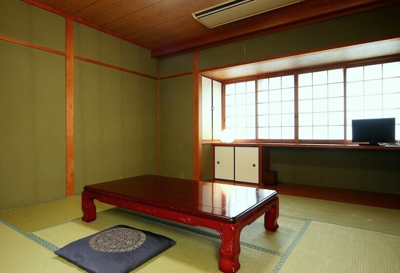 スタンダードルーム, Totaro