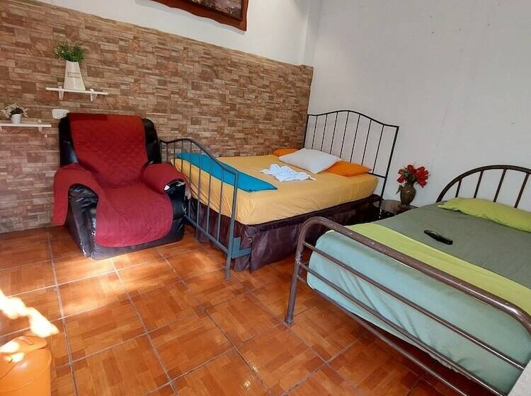 스탠다드 룸, Hostal Ruinas De San Sebastián