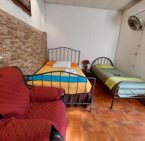 스탠다드 룸, Hostal Ruinas De San Sebastián