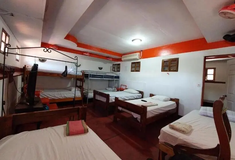 اتاق خانوادگی, Hostal Ruinas De San Sebastián