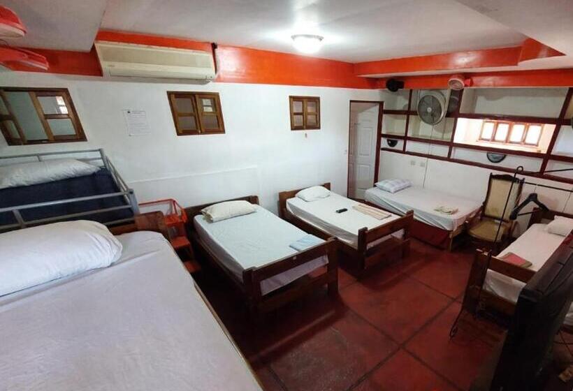 패밀리 룸, Hostal Ruinas De San Sebastián