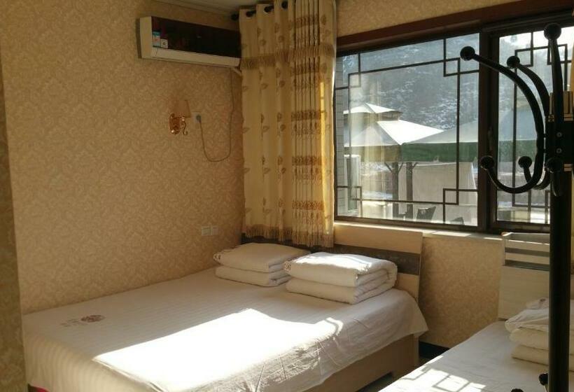 Номер Стандарт Трехместный, Jumanyuan House
