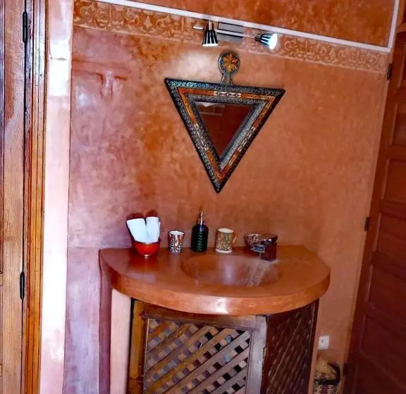 اتاق استاندارد, Les Bains De Fez Tara
