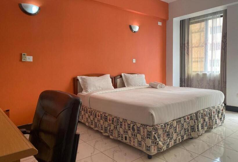 חדר אקונומי יחיד, Panama Inn