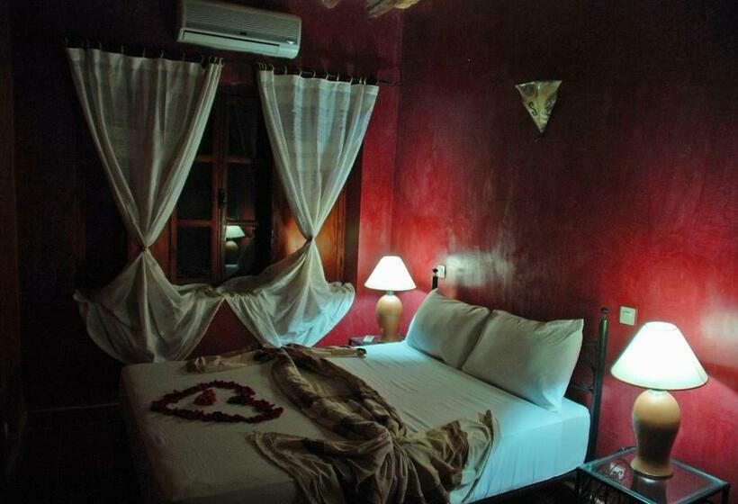 스탠다드 룸, Chez Laila