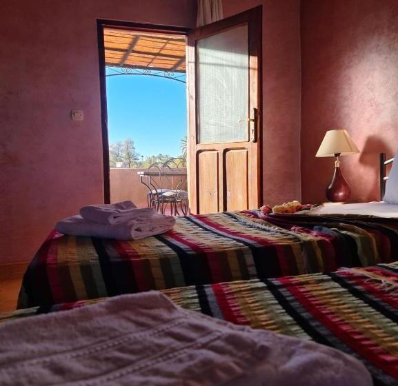 스탠다드 룸, Chez Laila