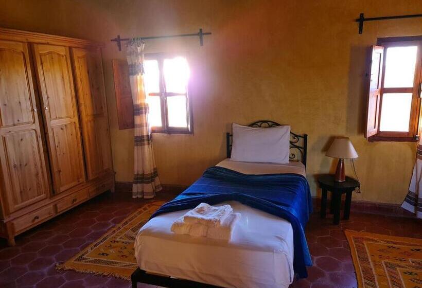 4인용 스탠다드 룸, Chez Laila