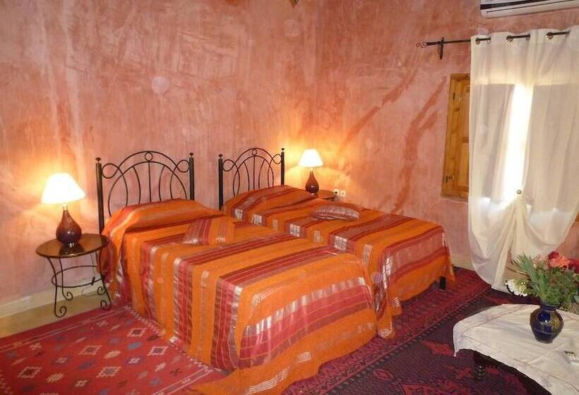 스탠다드 룸, Chez Laila