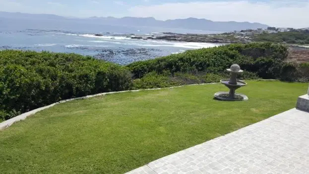 片側に海が見えるデラックスルーム, On The Rocks Guesthouse