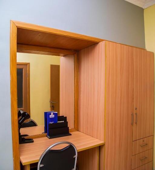 带2个卧室的公寓, Airside