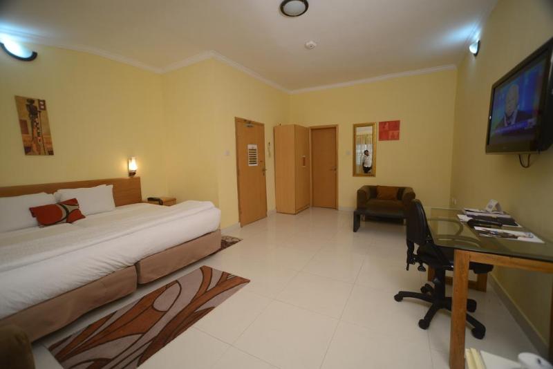 行政房间, Airside