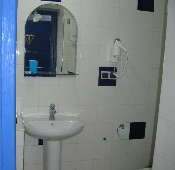 Quarto standard, Auberge Tinit