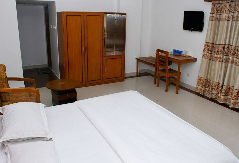 اتاق لوکس, Cox S Hilton