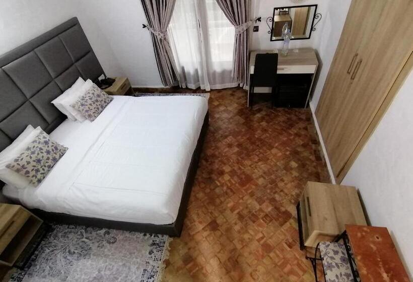 스탠다드 룸, Hôtel Mandy