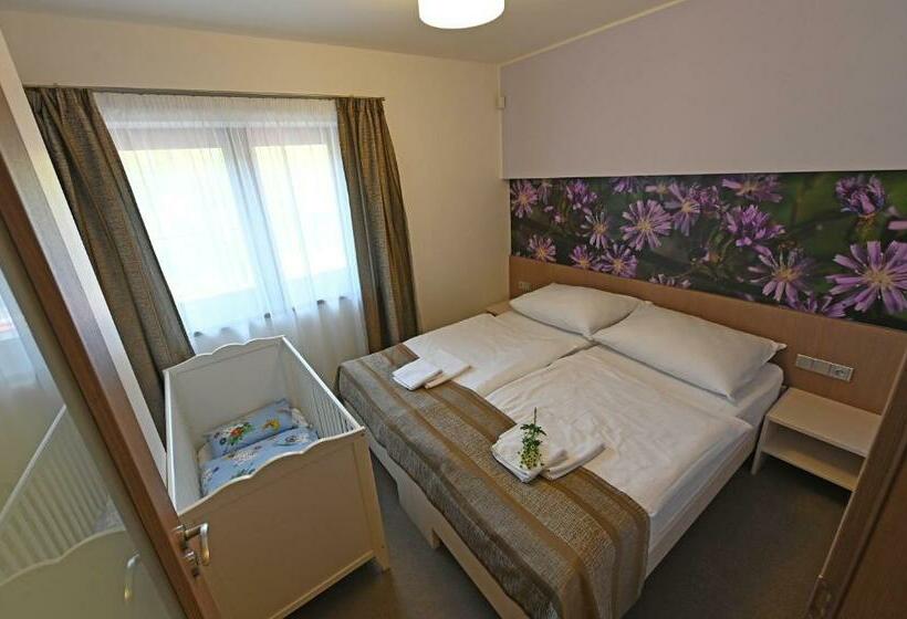 آپارتمان 1 خوابه با بالکن, Jirinka