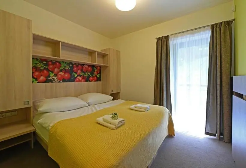 Suite 2 Camere da Letto, Jirinka
