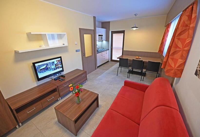 سوئیت 2 خوابه, Jirinka