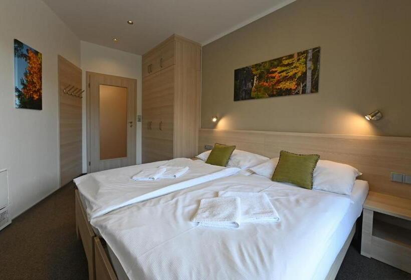 آپارتمان 1 خوابه با تراس, Jirinka