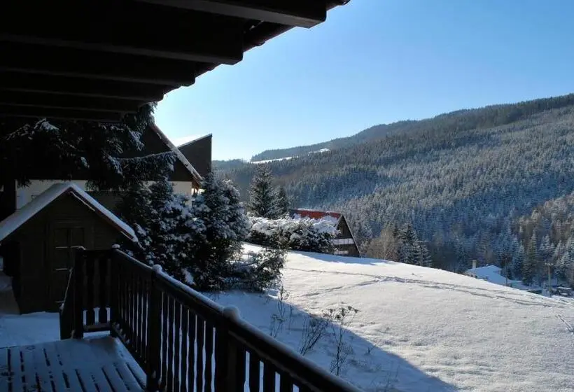 Chalet, Jirinka