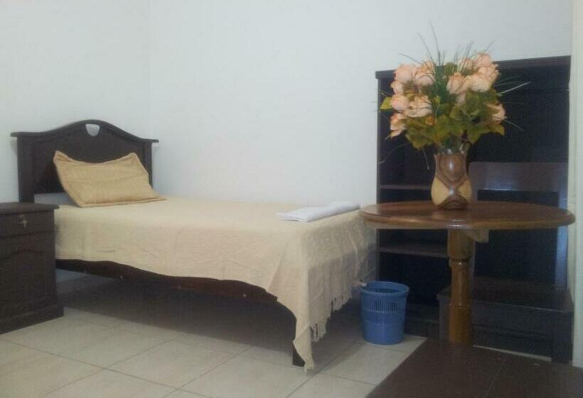 اتاق استاندارد با سرویس بهداشتی مشترک, Residencial Ikandire Ll