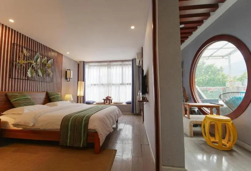 اتاق استاندارد با چشم‌انداز, Secret Courtyard Resort