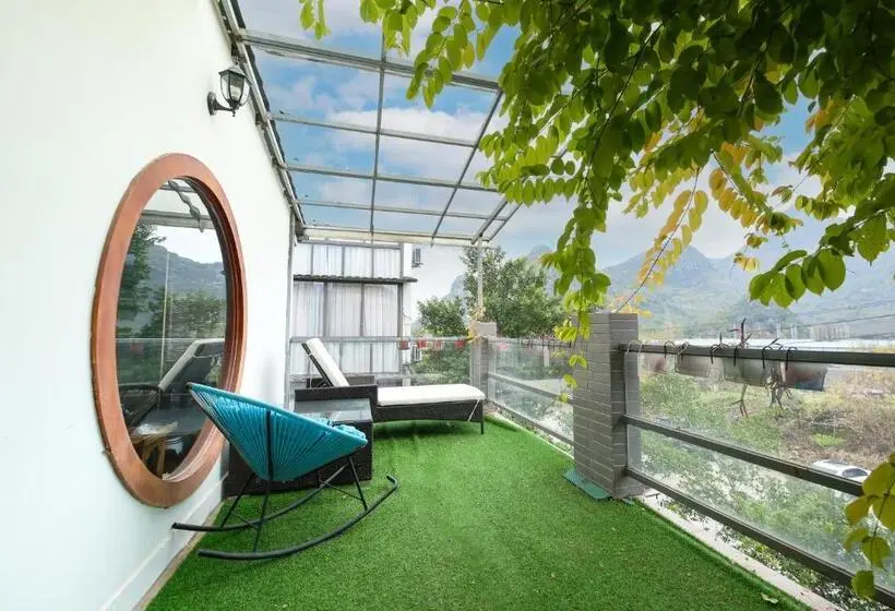 اتاق استاندارد با چشم‌انداز, Secret Courtyard Resort