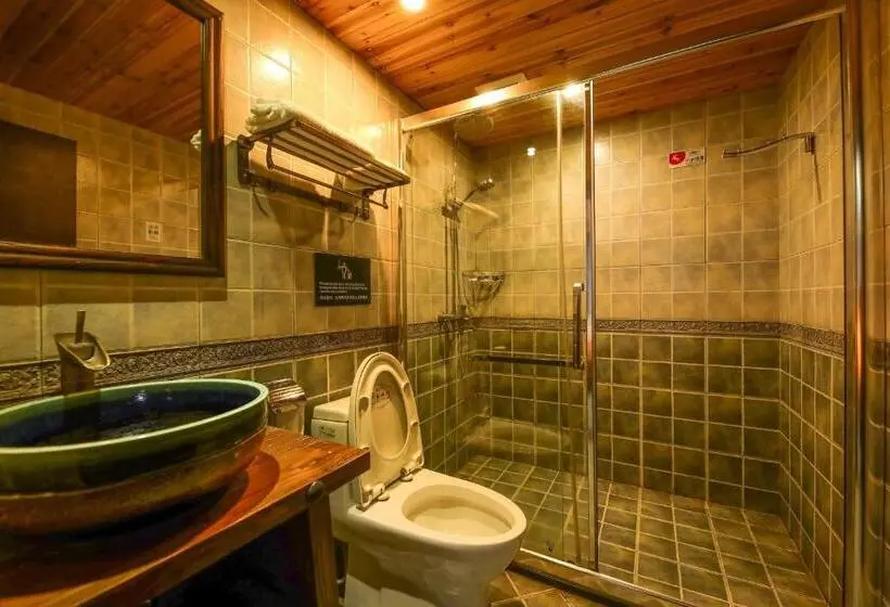 ویلای لوکس 1 خوابه, Secret Courtyard Resort