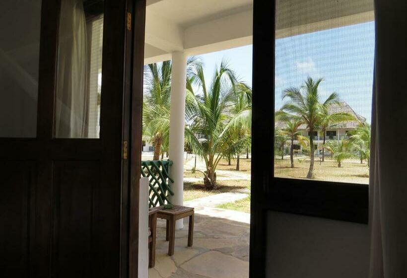 Standard Room, Karibuni Hotel & Villas
