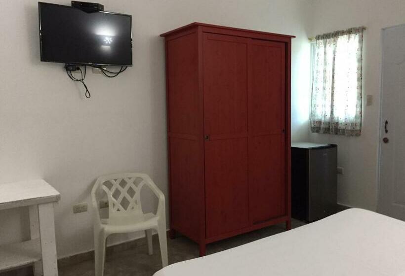اتاق لوکس, Albergo El Pulpo, Bayahíbe