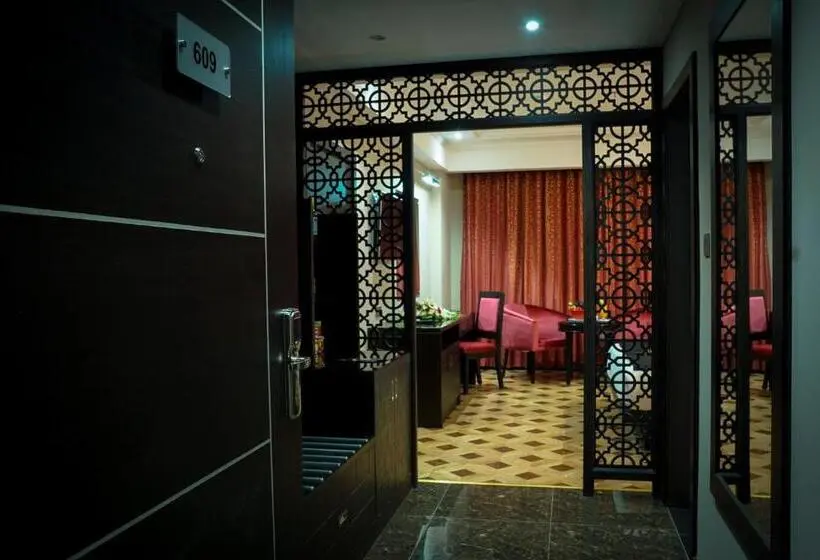 اتاق سوپریور یک تخته, Arman Hotel Juffair Mall
