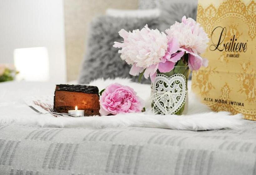 Superior Rum, Amfora Panzió