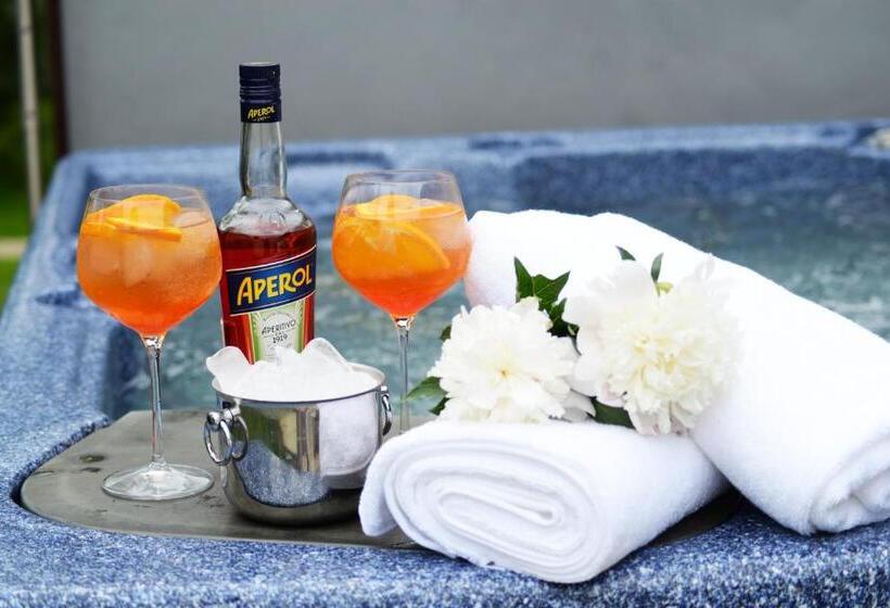 1 Sovrums Lägenhet med Terass, Amfora Panzió