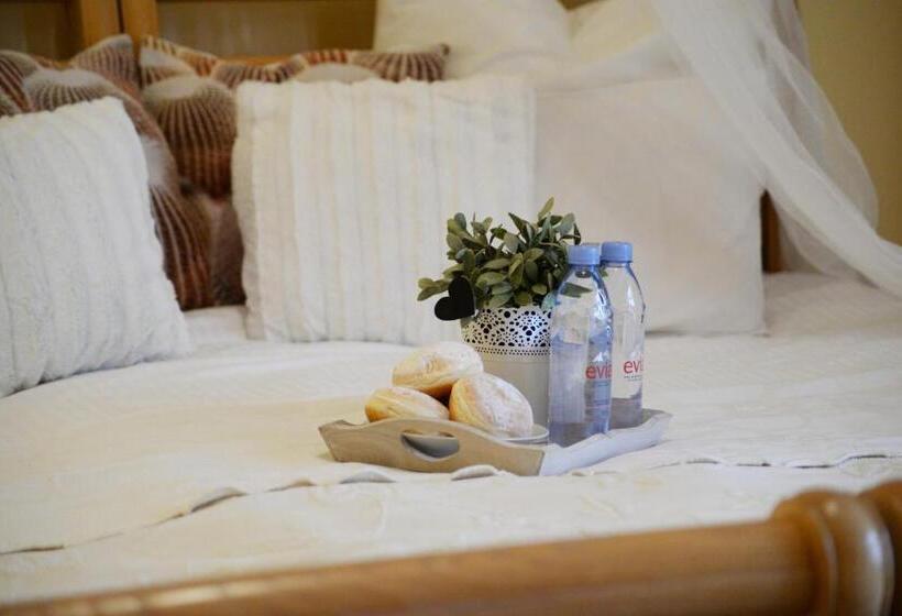 1 Sovrums Lägenhet med Terass, Amfora Panzió