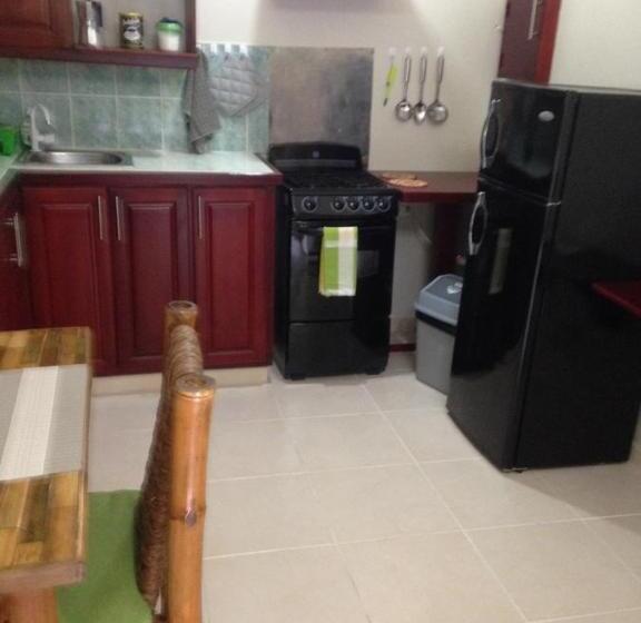 带1个卧室带泳池的公寓, Casa Lilly B&b Cabarete