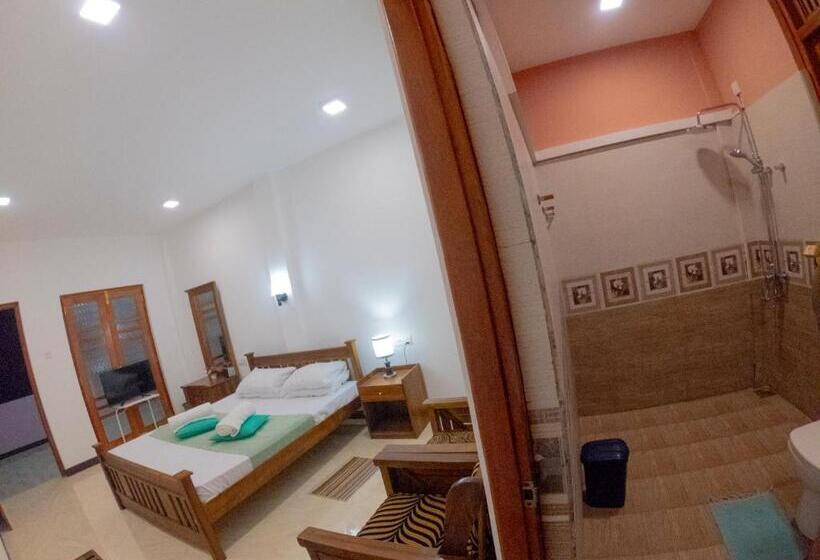 Quarto Deluxe, Innovick Residence