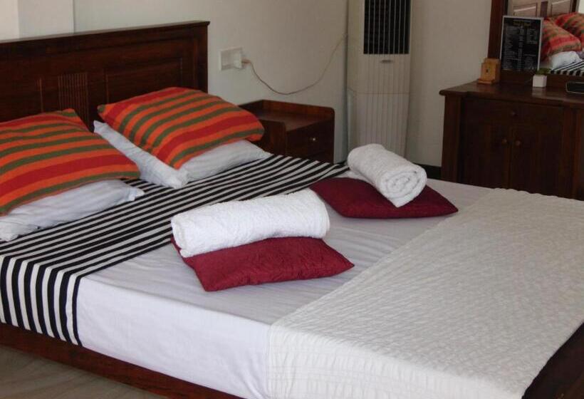 Quarto Deluxe, Innovick Residence