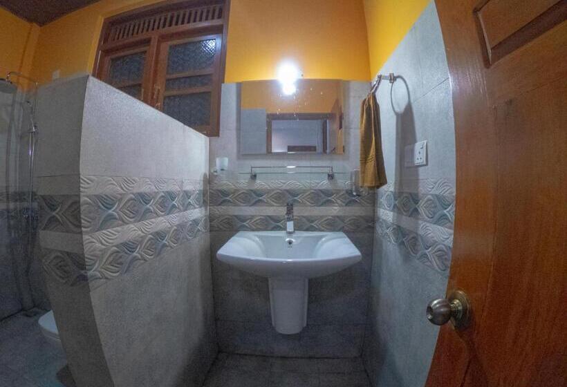 Quarto Deluxe, Innovick Residence