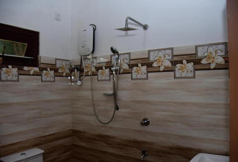 غرفة قياسية, Sholay Villa