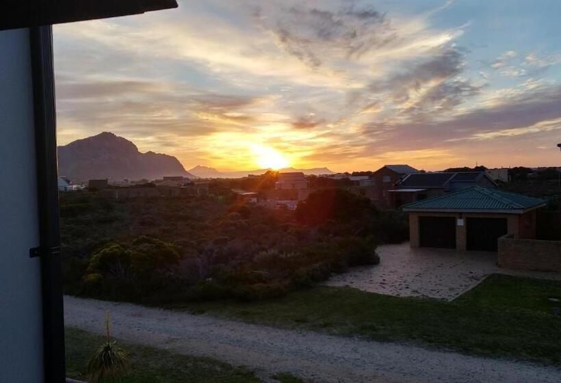 １ベッドルームアパートメント, Stay At Friends