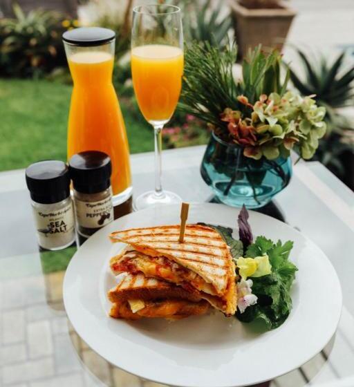 １ベッドルームアパートメント, Stay At Friends