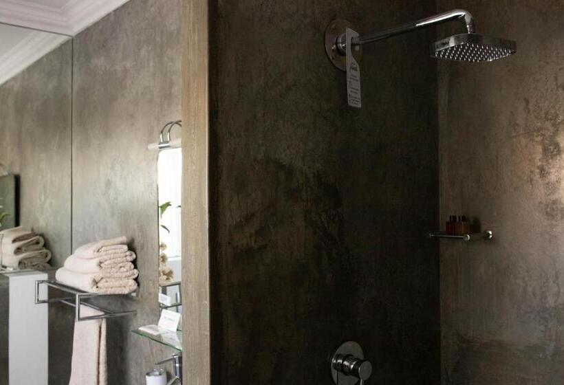 חדר סטנדרט, Stay At Friends