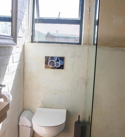 חדר דלוקס, Stay At Friends