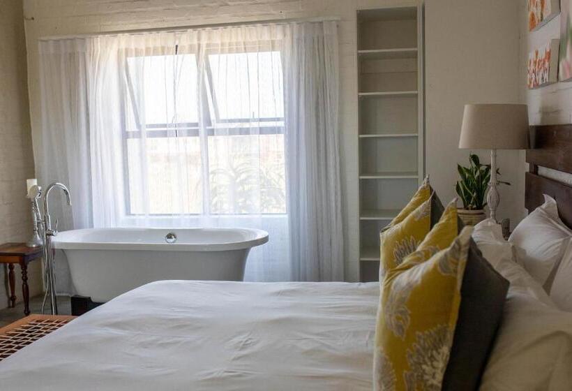 デラックスルーム, Stay At Friends