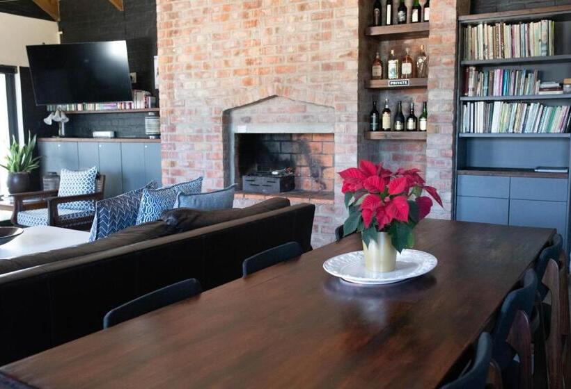 デラックスルーム, Stay At Friends